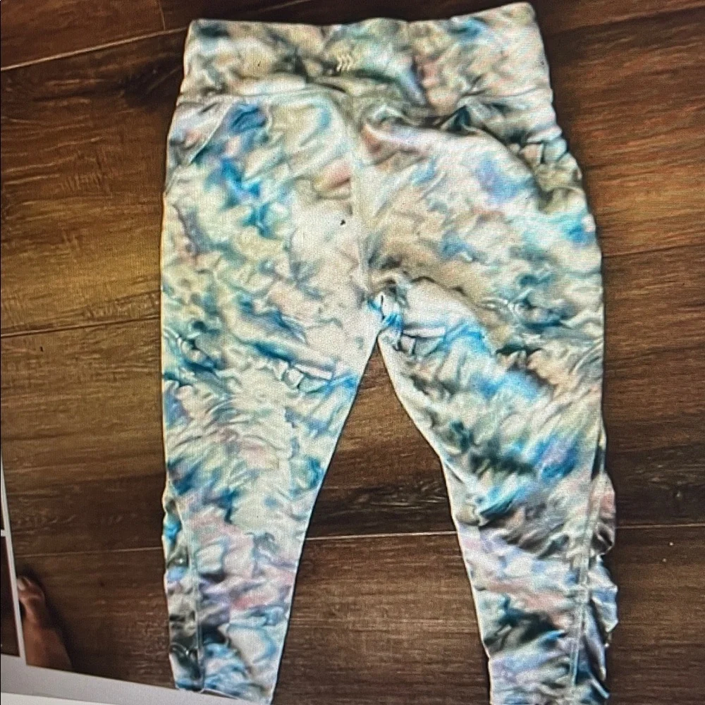 All in Motion tie dye Matching Set 6/6X
